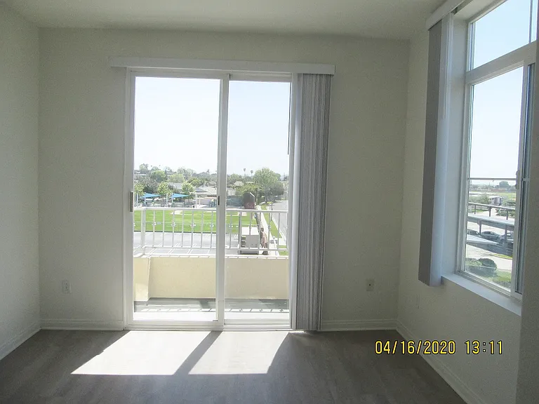 Lido Apartments - 7393 W Manchester Ave — Photo 21
