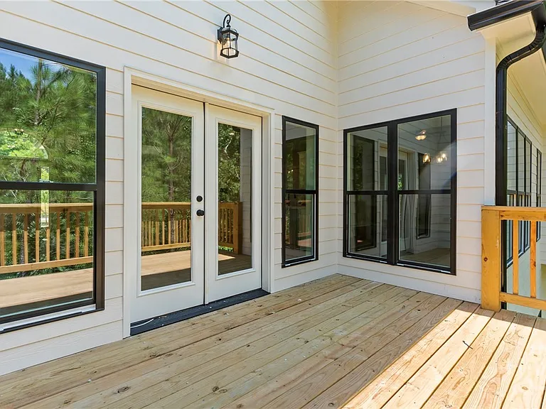 400 Ansley Dr — Photo 31