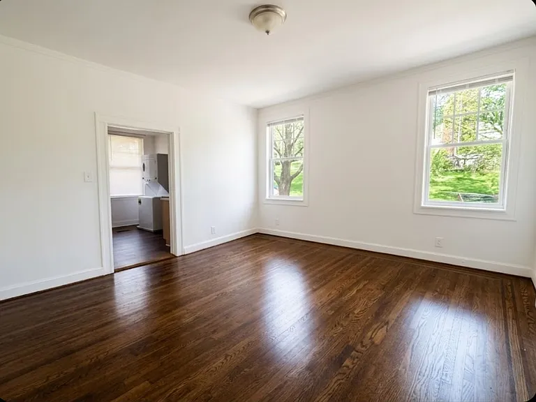 3632 Parkdale Ave — Photo 8