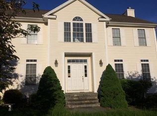 32 Cortland Pl, Oxford, CT 06478