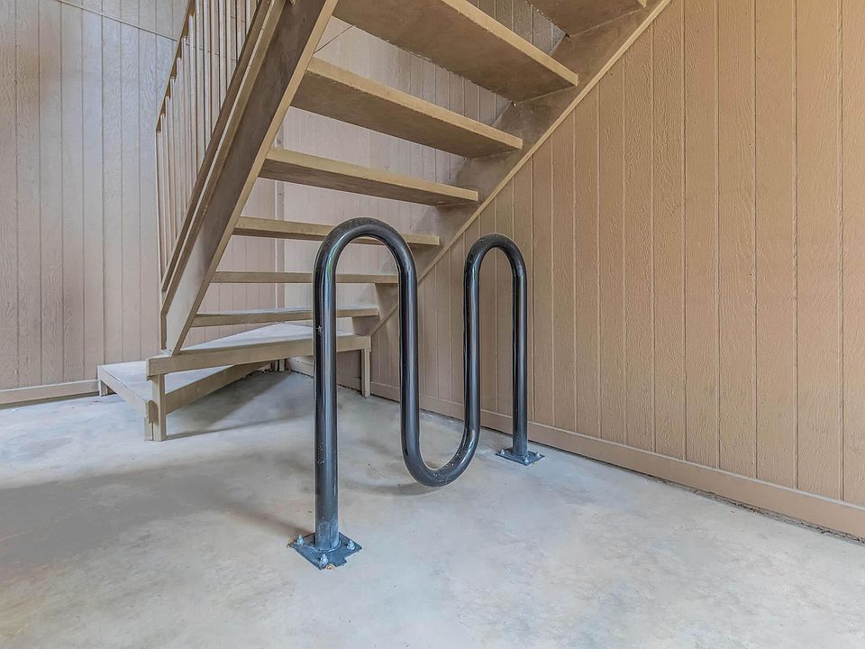 1st image of 4415 Avenue B #202
