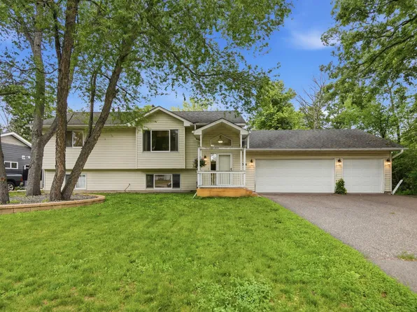 23131 Butterfield Dr NW, Saint Francis, MN 55070