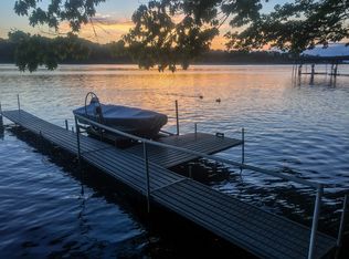 701 Summit Dr, Webster, NY 14580