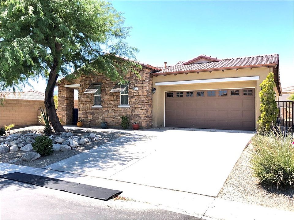 1st image of 62523 N Starcross Dr