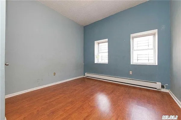 Rented by Century 21 American Homes | media 35