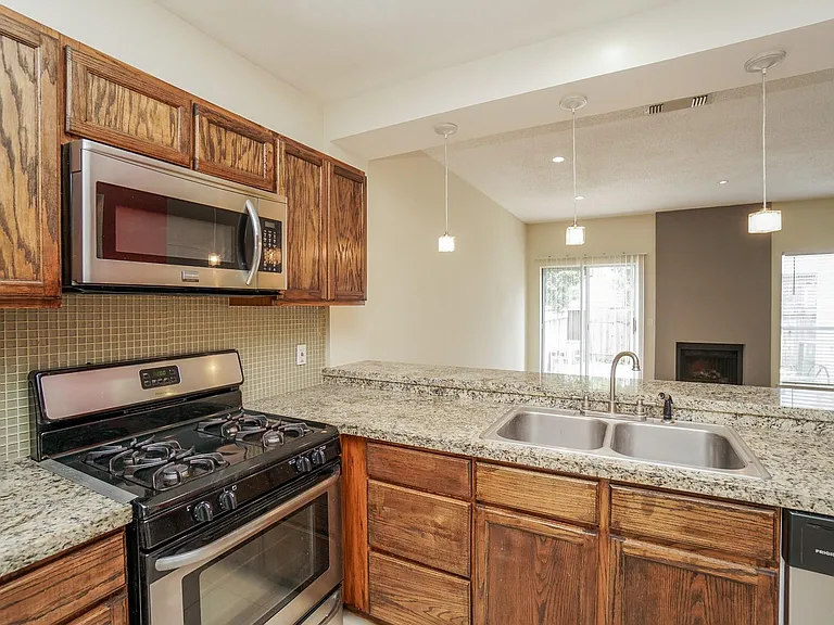 2910 Grants Lake Blvd #1505 — Photo 16