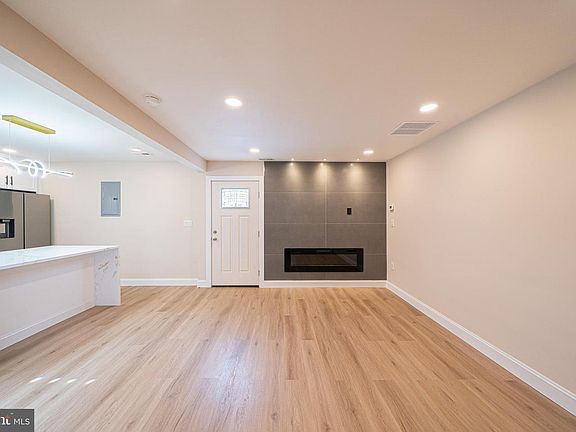 3rd image of 9328 Academy Rd