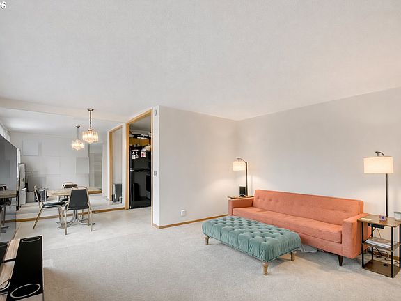 3rd image of 1220 NE 17th Ave APT 2D