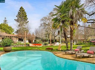 172 Greenwood Cir, Walnut Creek, CA 94597