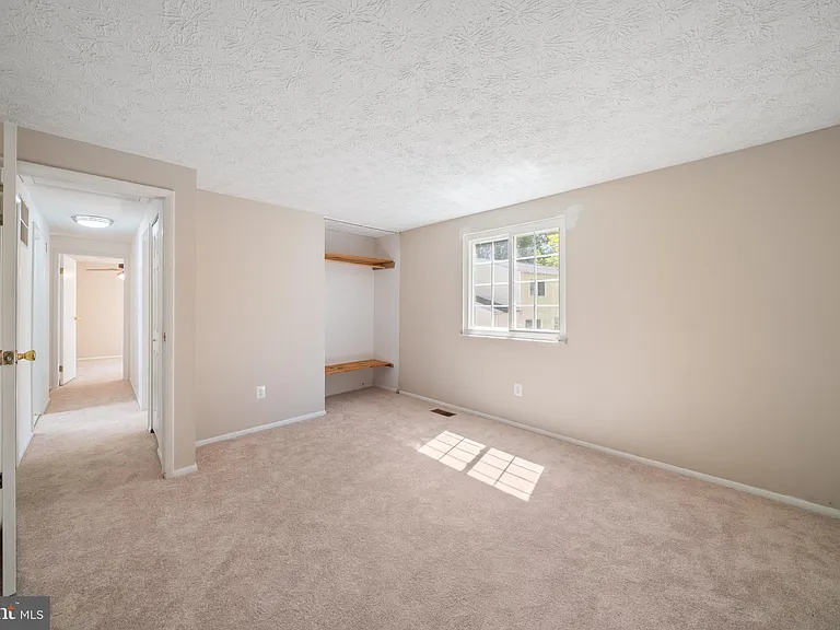 1103 Burwick Dr — Photo 13
