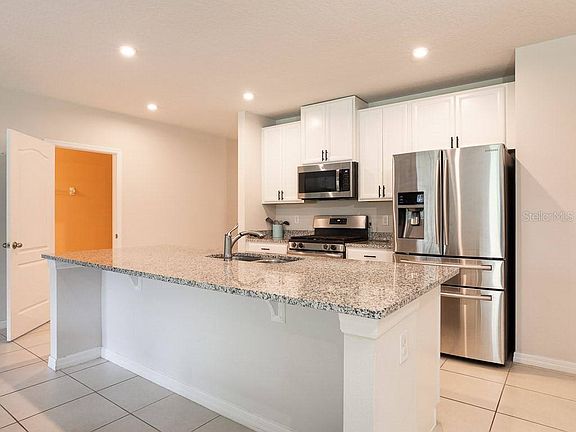 5th image of 1541 Chelsea Manor Cir