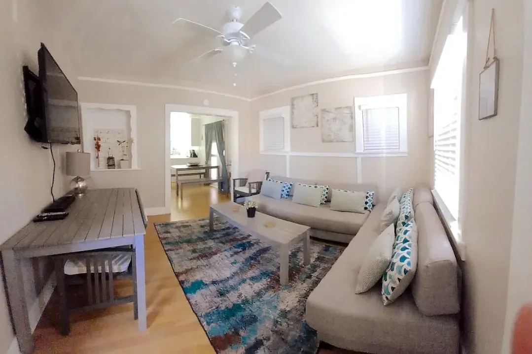 Gravilla Furnished, La Jolla — Photo 4