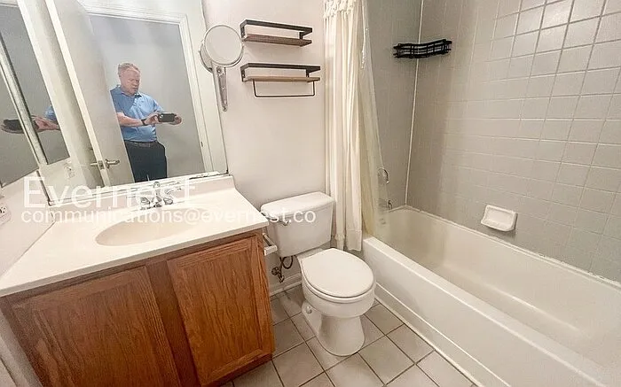 1834 Ridge Ave #121 — Photo 7