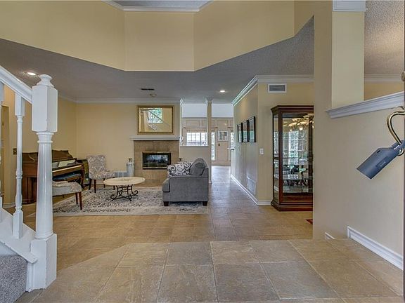5th image of 4509 Bentley Dr