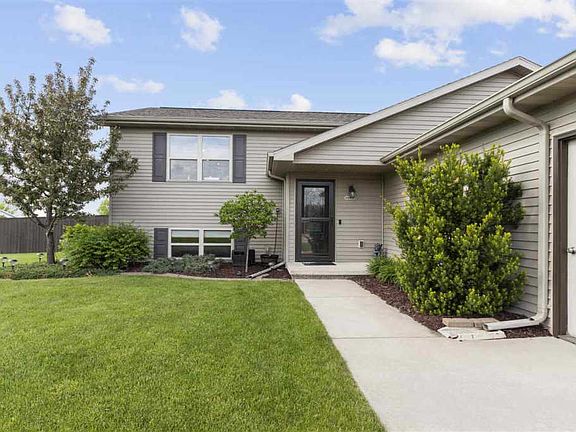 3rd image of W6492 Parkview Dr