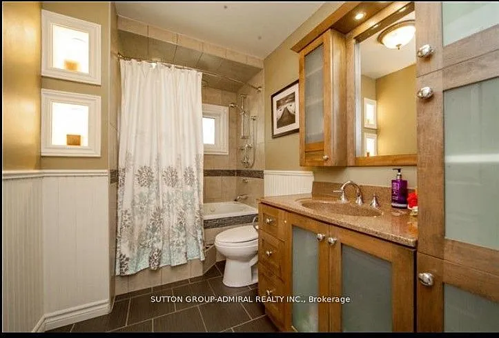 306 Glenwoods Ave — Photo 7
