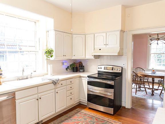 3rd image of 3401 Rivermont Ave