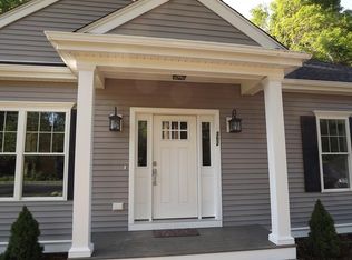 352 S Main St, Sharon, MA 02067