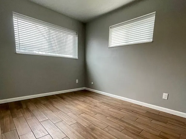 301 W Center St #301 — Photo 6