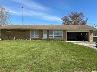 9162 Bennett Rd, Benton, IL 62812