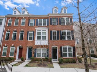 9440 Canonbury Sq, Fairfax, VA 22031