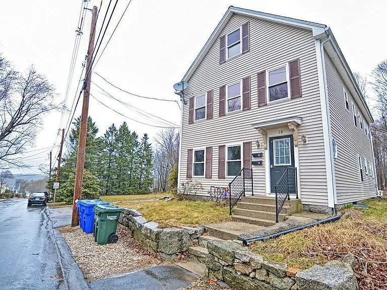 18 Walcott St #1 — Photo 13