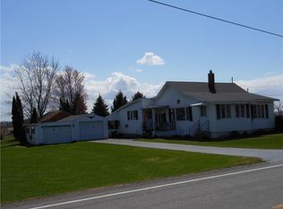 1524 Ledge Rd, Basom, NY 14013