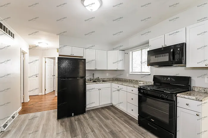 154 Elbring Dr — Photo 7