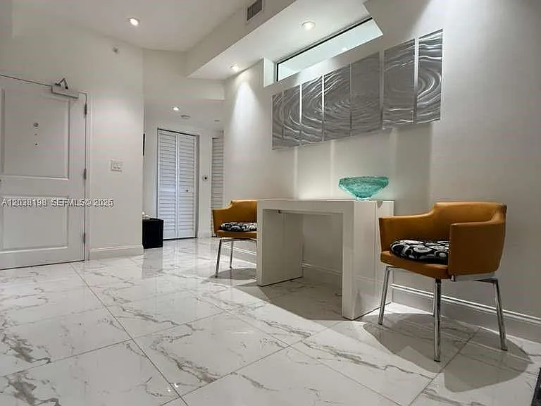 111 E Flagler St #806 — Photo 7