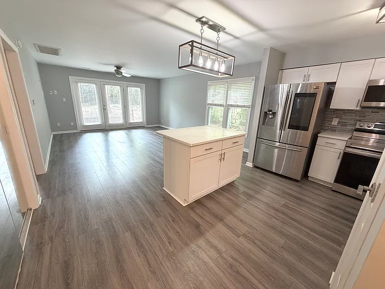 710 Branniff Dr — Photo 5