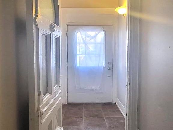 Entryway View