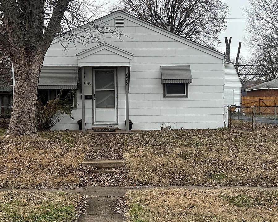 1st image of 3025 Washington Ave