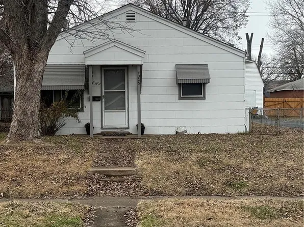 3025 Washington Ave, Granite City, IL 62040