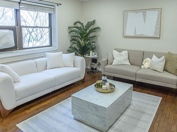 2nd image of 3060 Edwin Ave APT 2C