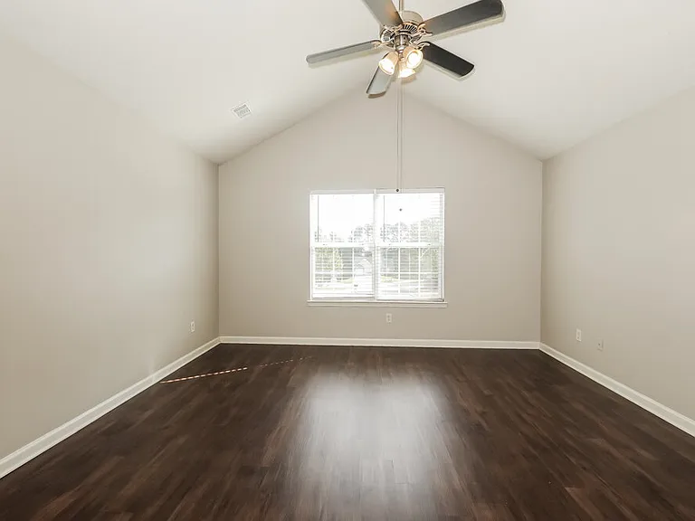 504 Wyntuck Dr — Photo 9