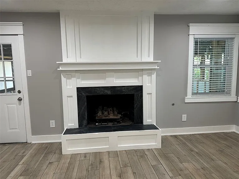 228 Oak Manor Dr — Photo 8