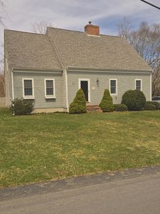 18 W Hill Rd, Mattapoisett, MA, 02739