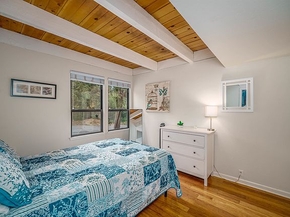 3rd image of 1001 Commonwealth Dr #117