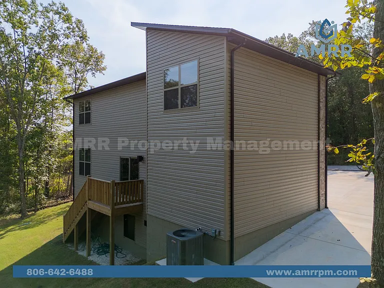13 Carrick Dr — Photo 6