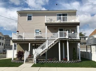 204 3rd St, Ocean City, NJ 08226
