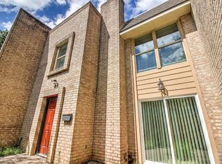 10213 S Gessner Dr, Houston, TX 77071