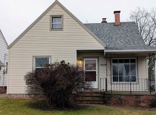 5219 Joseph St, Maple Heights, OH 44137