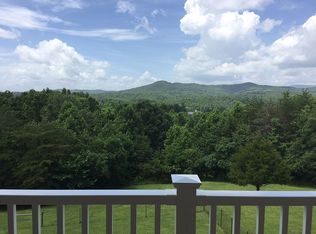 185 Mountain Knoll Ln, Warne, NC 28909