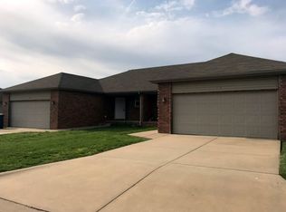 124 Dogwood St #B, Rogersville, MO 65742