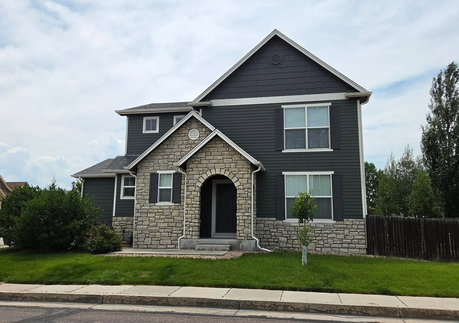 11844 Pei Grove - Courtyards at Woodmen Hills - 3 Bed/ 2.5 Bath/ 2 Car Garage — Photo 2