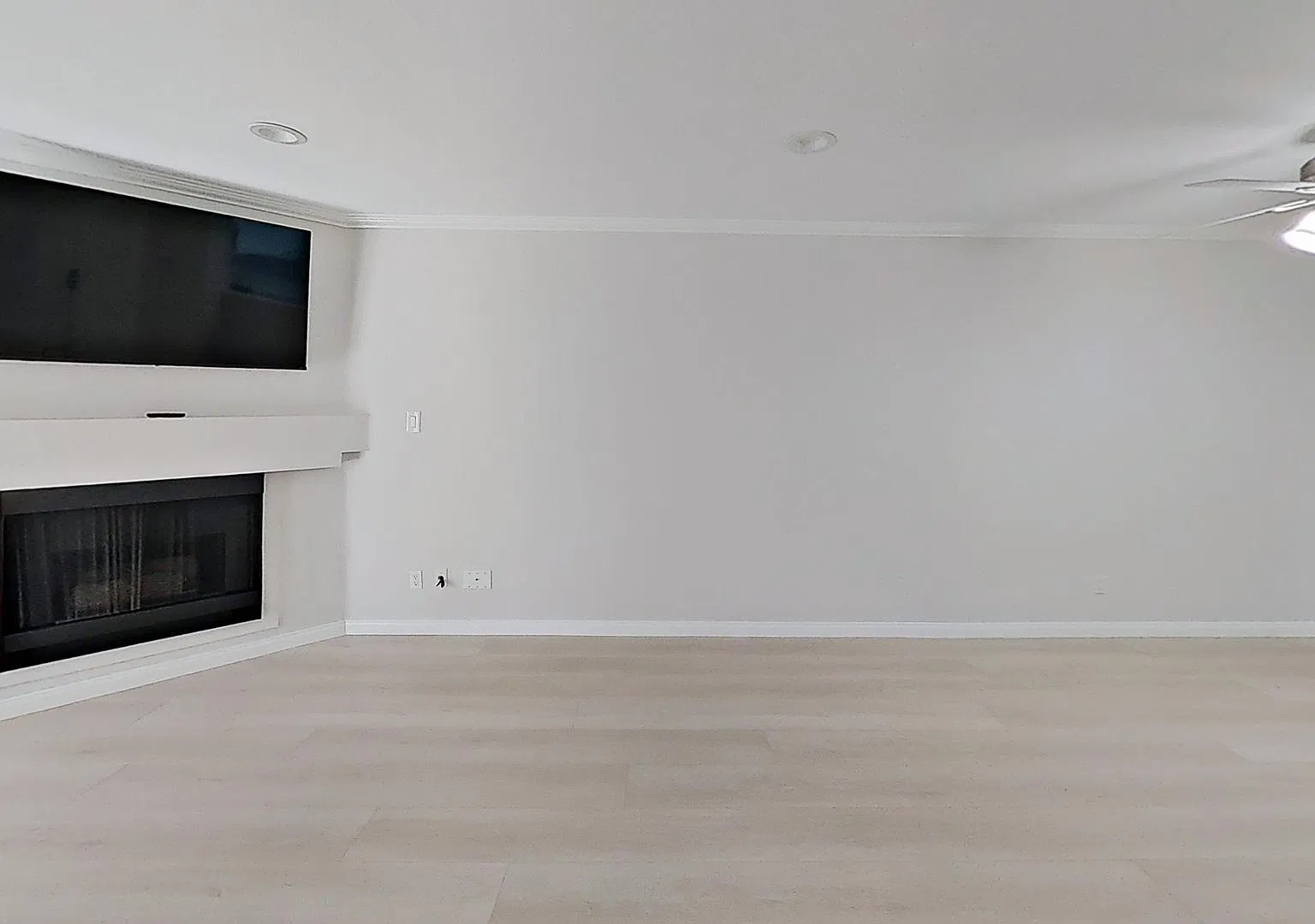 Remodeled 1/bedroom condo in Woodland Hills! — Photo 3