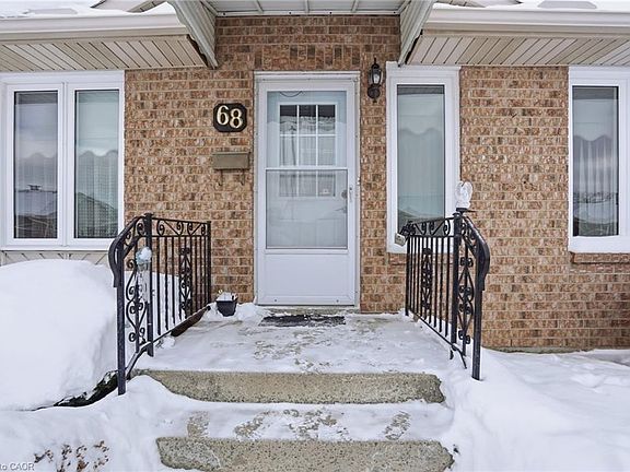 4th image of 122 Bunting Rd #68