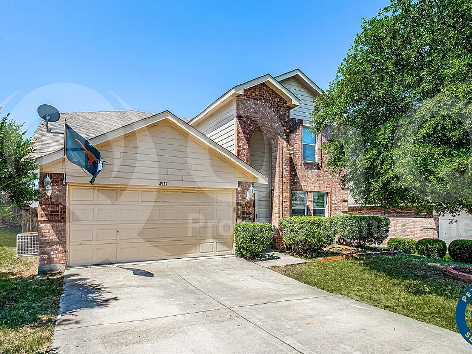 4937 Parkview Hills Ln