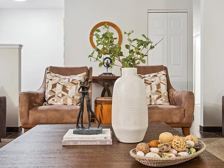 720 Kemah Ln — Photo 18