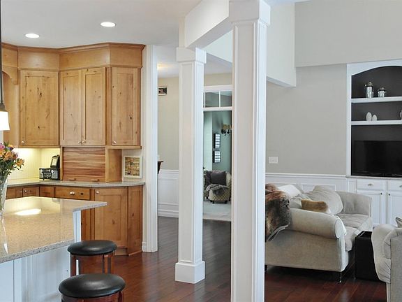 4th image of 6083 Brookstone Ln